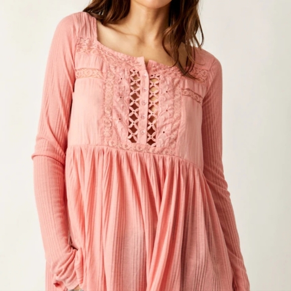 Women's Pink Lace Detail Top - Picture 1 of 5